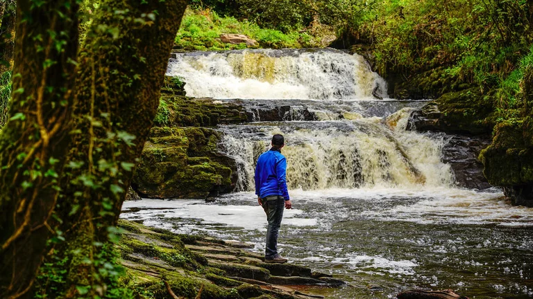 Sustainable and connected tourism