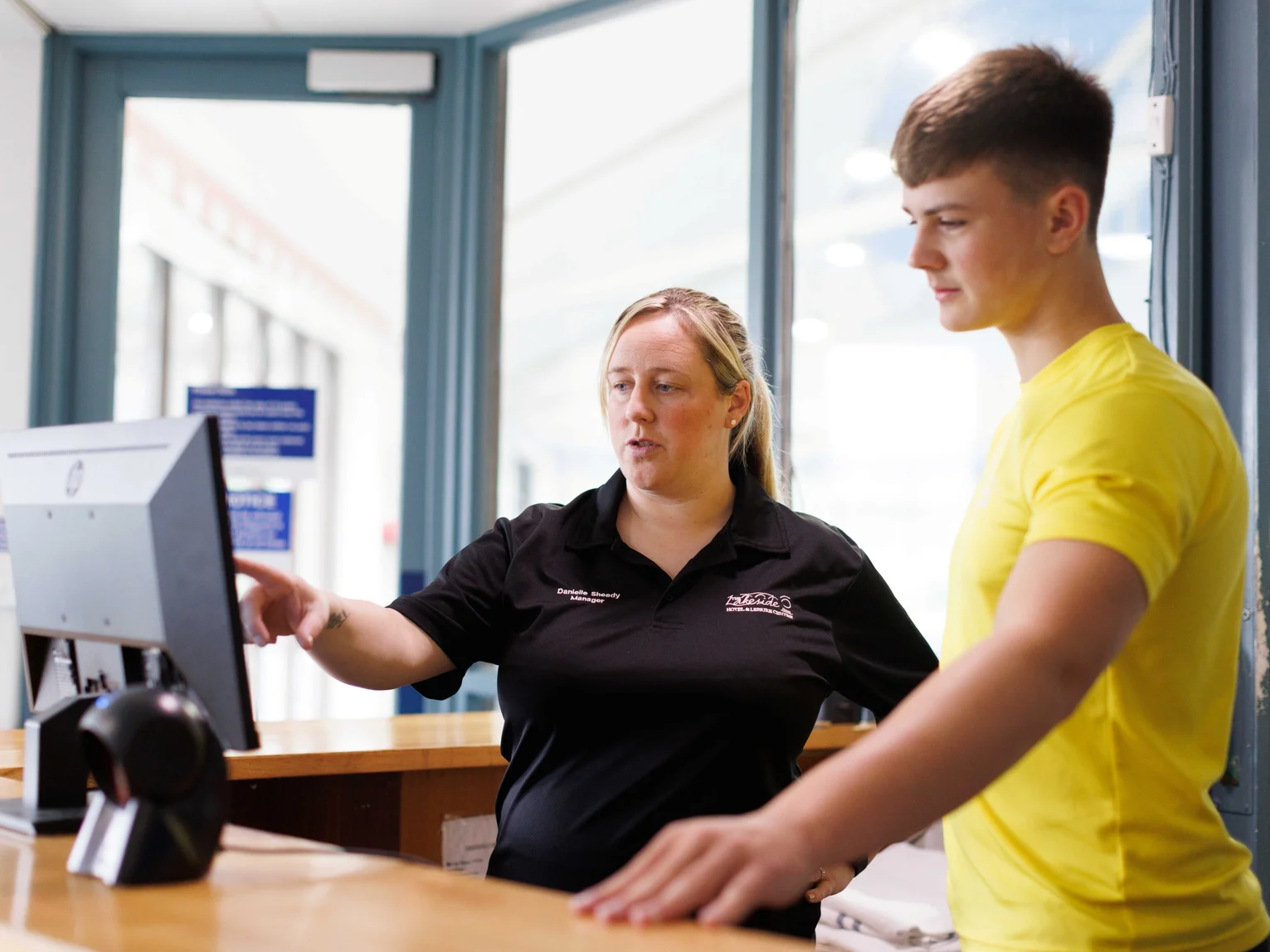 Managing appraisals and giving feedback