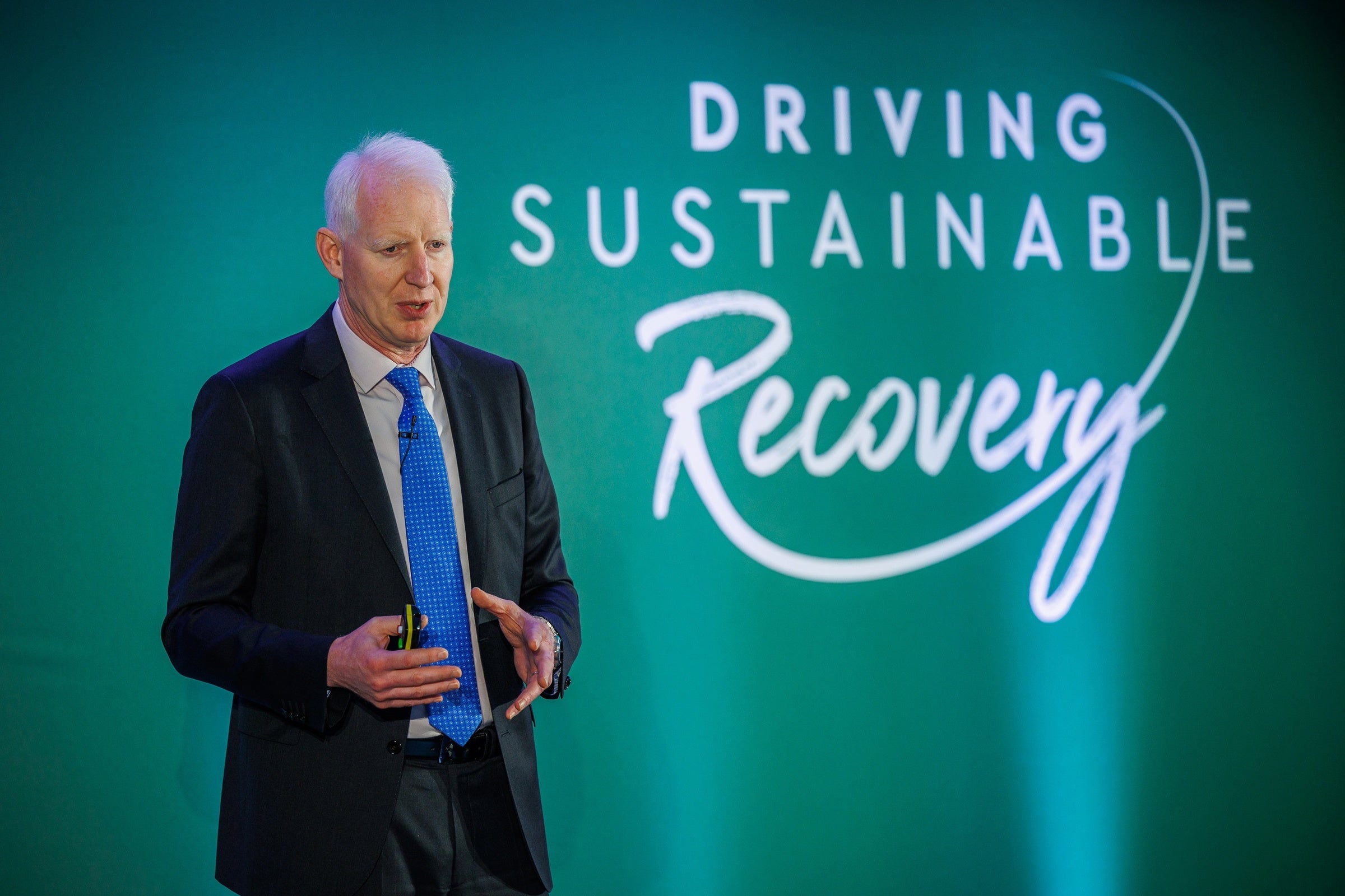 Paul Kelly to step down as CEO